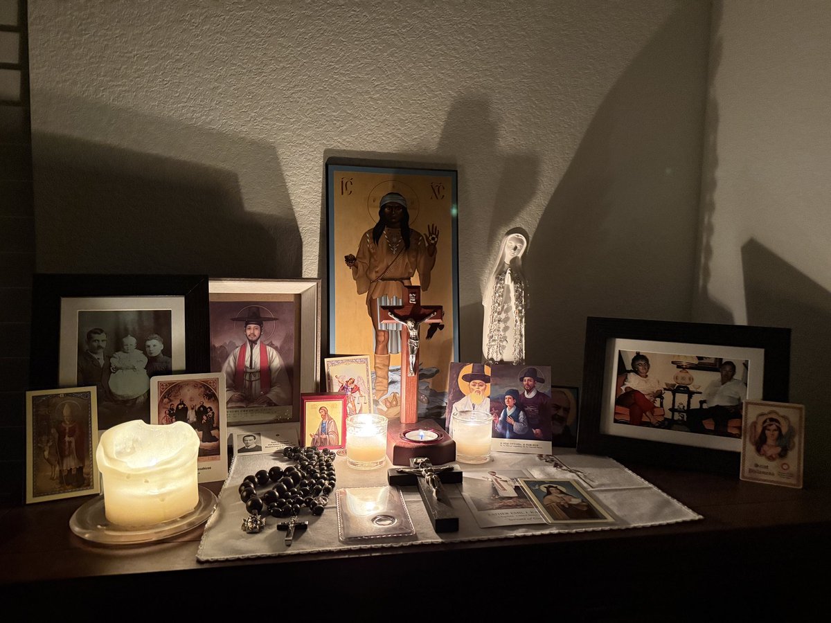 ThomasBasic's tweet image. All Saints, All Souls, pray for us