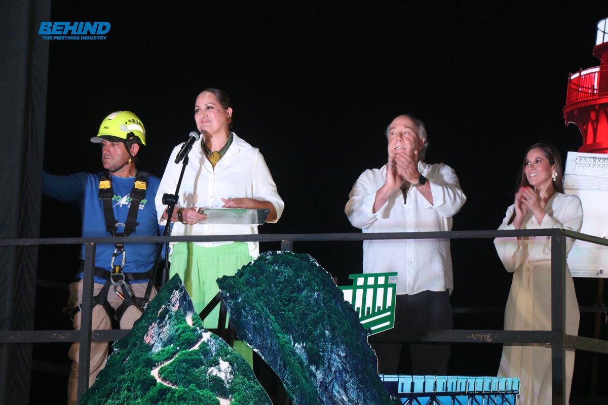 BehindMeetings's tweet image. Llegó a Fiesta Amigos Mazatlán y fuimos recibidos por @mireyasosao_sin, secretaria de Turismo de @Visit_Sinaloa, y líderes hoteleros en un exclusivo cóctel en Shekinah Beach Club. Networking, mar y alianzas para impulsar al destino.
#BehindMi &quot;Siempre en los mejores momentos&quot;.