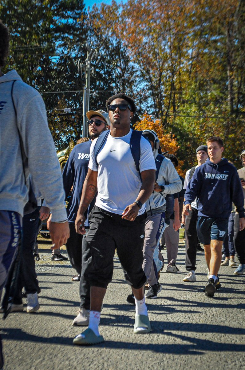 NadirSimmons's tweet image. Faith doesn’t make things easier, it makes things possible ! #keepstacking