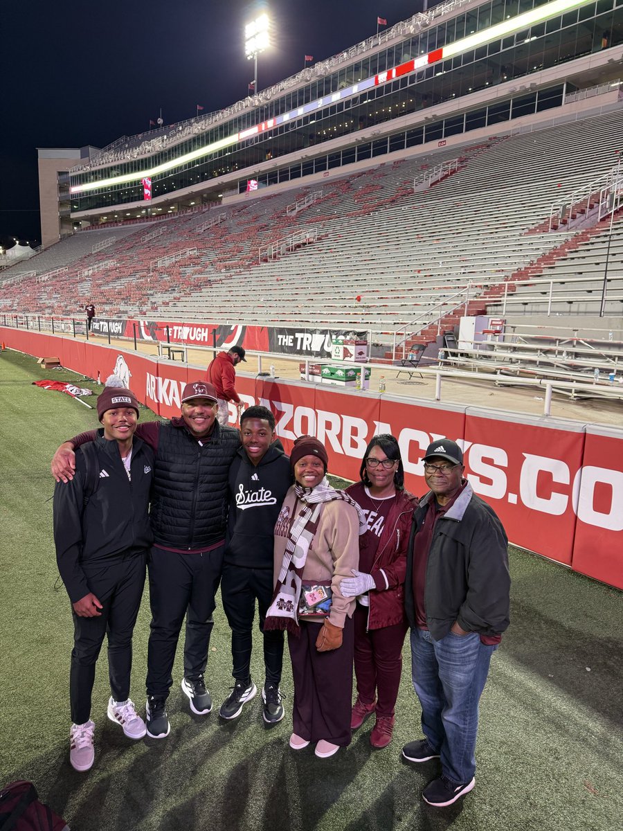 pulliam_chris's tweet image. Week 9 SEC Win!! @HailStateFB 
Still HailState!! @PulliamEthan