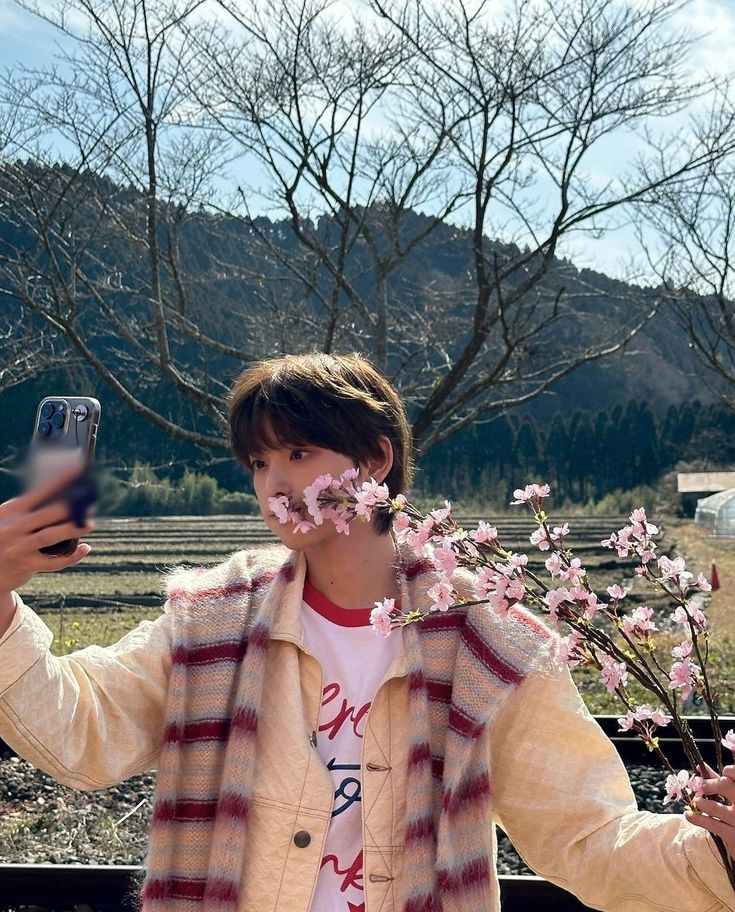 gaulibles's tweet image. ㅤ
[#LINKED_NORU 🐹]

11月なのに夏? めっちゃロマンチックじゃない？LUNARÈ. 撮影のとき写真いっぱい撮ったんだ . . . これからどんどん載せるから、楽しみにしてて！
ㅤ