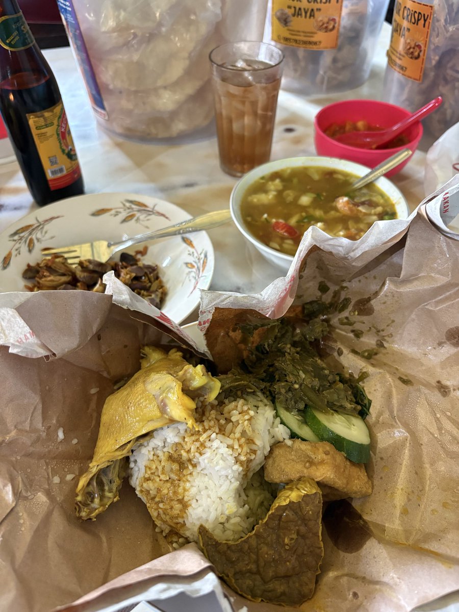 Rindradanantara (@ponakannyaom) on Twitter photo 