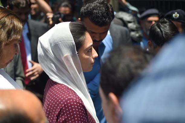 President <a href="/AAliZardari/">AsifAliZardari</a> does not believe in the politics of revenge. President Zardari and his sister <a href="/FaryalTalpurPk/">Faryal Talpur</a> were sent to jail as a target of revenge. But President Zardari showed patience &amp;pursued a policy of reconciliation but did not take revenge on anyone