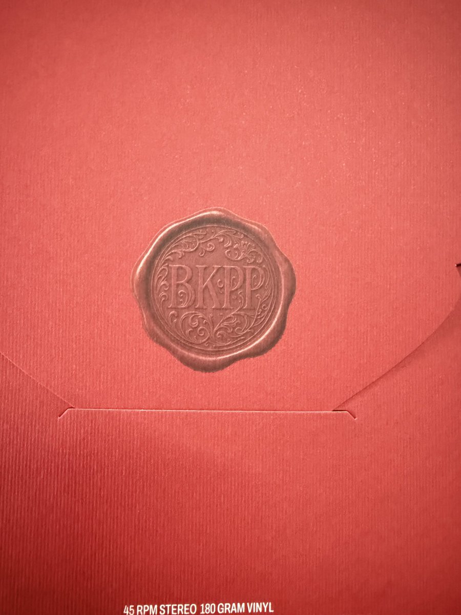 krupom544's tweet image. 🧧จะถือว่าแผ่นเสียงนี้เป็นของชำร่วยงานแต่งที่ควรค่าแก่การเก็บมากๆ💕คิดถึงการแสดงของพวกหนูนะคะ😍
#TheRedEnvelope 
#ppkritt  #bbillkin