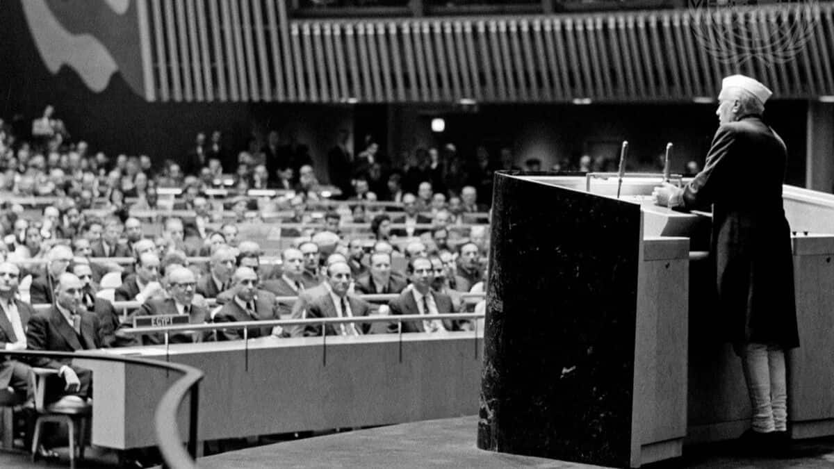 JairamRomesh's tweet image. On 3 November 1948, our beloved visionary Jawaharlal Nehru took the dais at the United Nations General Assembly for the very first time as the Prime Minister of independent India. What a proud moment it was, India finally arrived on the global stage… only to announce that we…