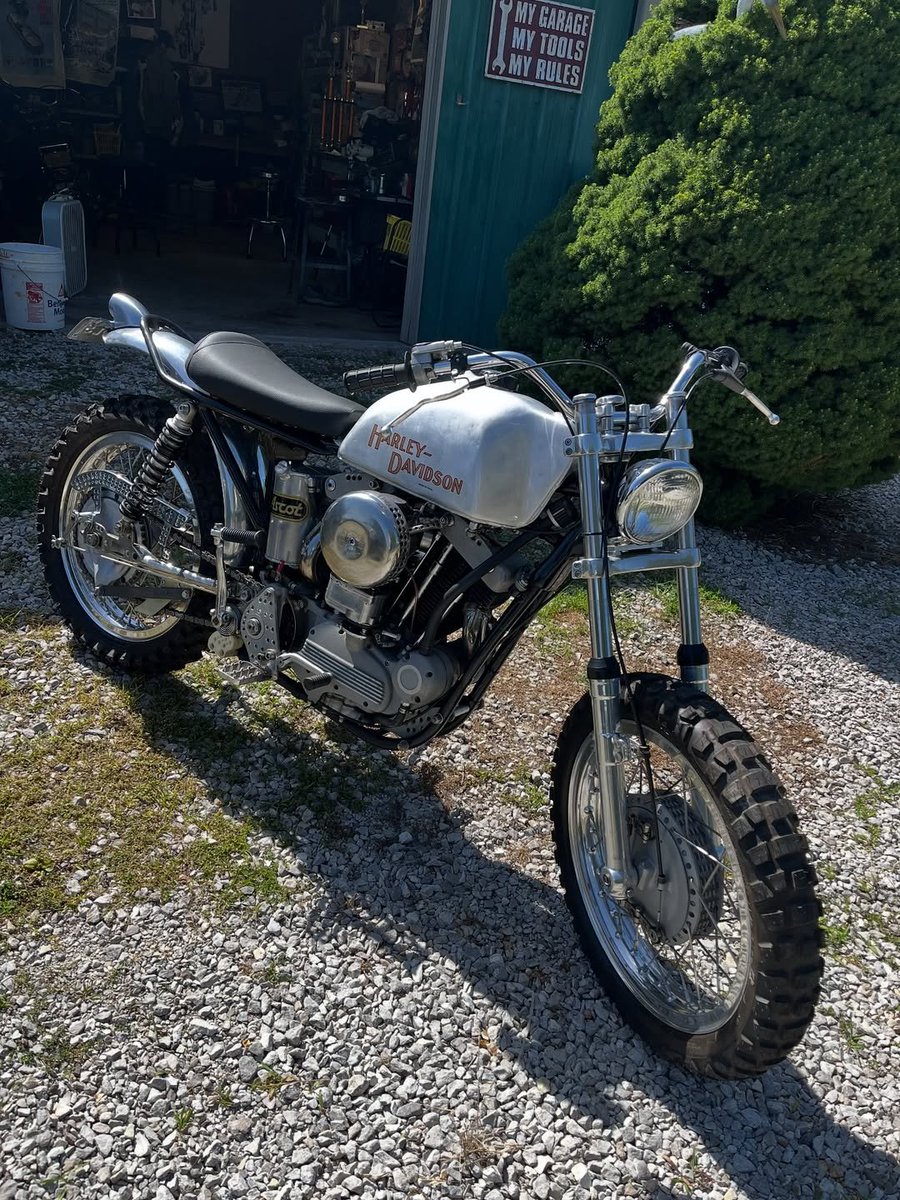 TheCycleSwap's tweet image. I’ve got a buddy that has a 57 Sportster for sale in Kansas City. Message me for all the details. This bike is HAWT Hot.