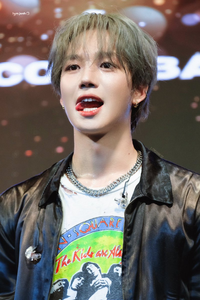 lymjoah's tweet photo. 251024 서울 쇼케이스 HD

무대 위의 땀,, 그게 너의 빛이야 ✨

@LYM_offcl 
#임영민 #영민 #LIMYOUNGMIN
#林煐岷 #イムヨンミン 
#อิมยองมิน #임영민_사랑해
#UNFOLDING_COLORS https://t.co/NpfH9lyzBW
