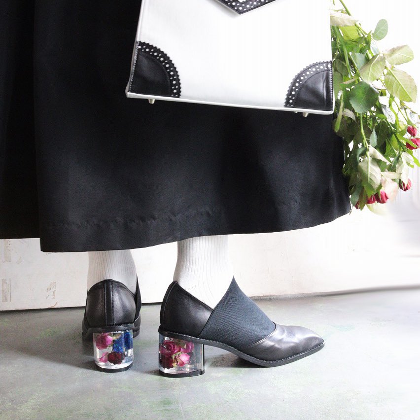 【極美品】 マバタキミウ mabataki美雨 パンプス ポインテッドトゥ 黒 極美品】 マバタキミウ mabataki美雨 パンプス ポインテッドトゥ