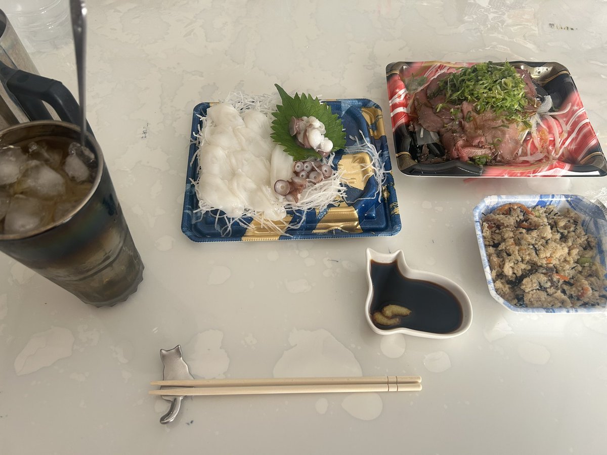 OW_PC_atthi's tweet image. この時間から飲む罪悪感が1番のつまみ🤪🤪