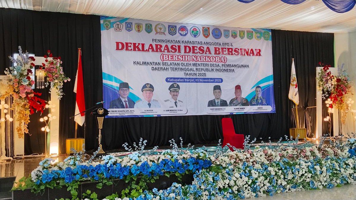 Menteri Desa dan pembangunan daerah tertinggal BpkYandri Susanto menghadiri acara desa bersinar di kabupaten Banjar Kalimantan Selatan,3-11- 2025
#DesaBersihDariNarkotika
#TerimaKasihYandriSusanto
#SelamatkanDesaDariNarkotika
#DesaBersinar

<a href="/prabowo/">Prabowo Subianto</a>
<a href="/YandriSusanto27/">Yandri Susanto</a>
<a href="/ArizaPatria/">Ariza Patria</a>