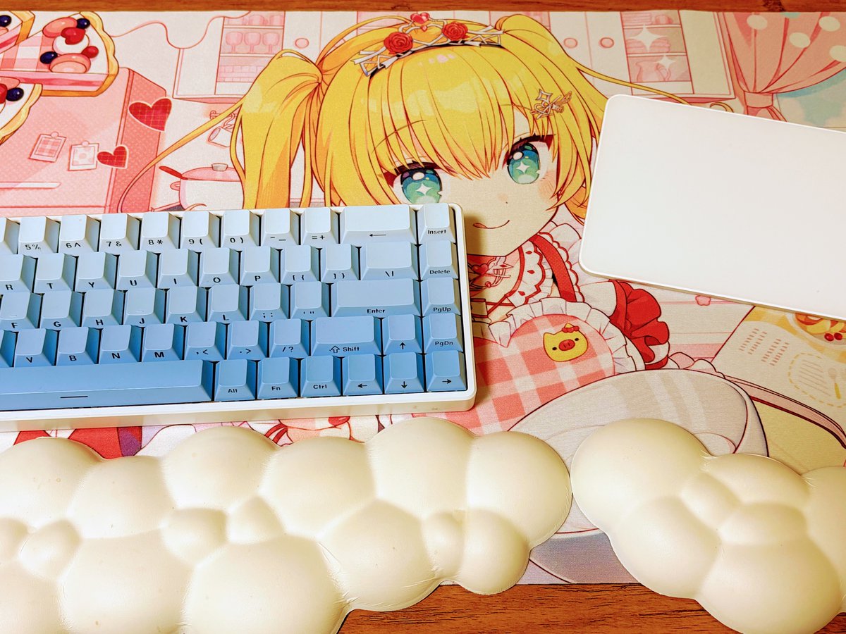 j____takumi's tweet image. 最近買ったはあちゃまマウスパッドのおかげで1万字超えのNoteを初めて書けました。推しの力は偉大！

#推し活はあとん日記  #note