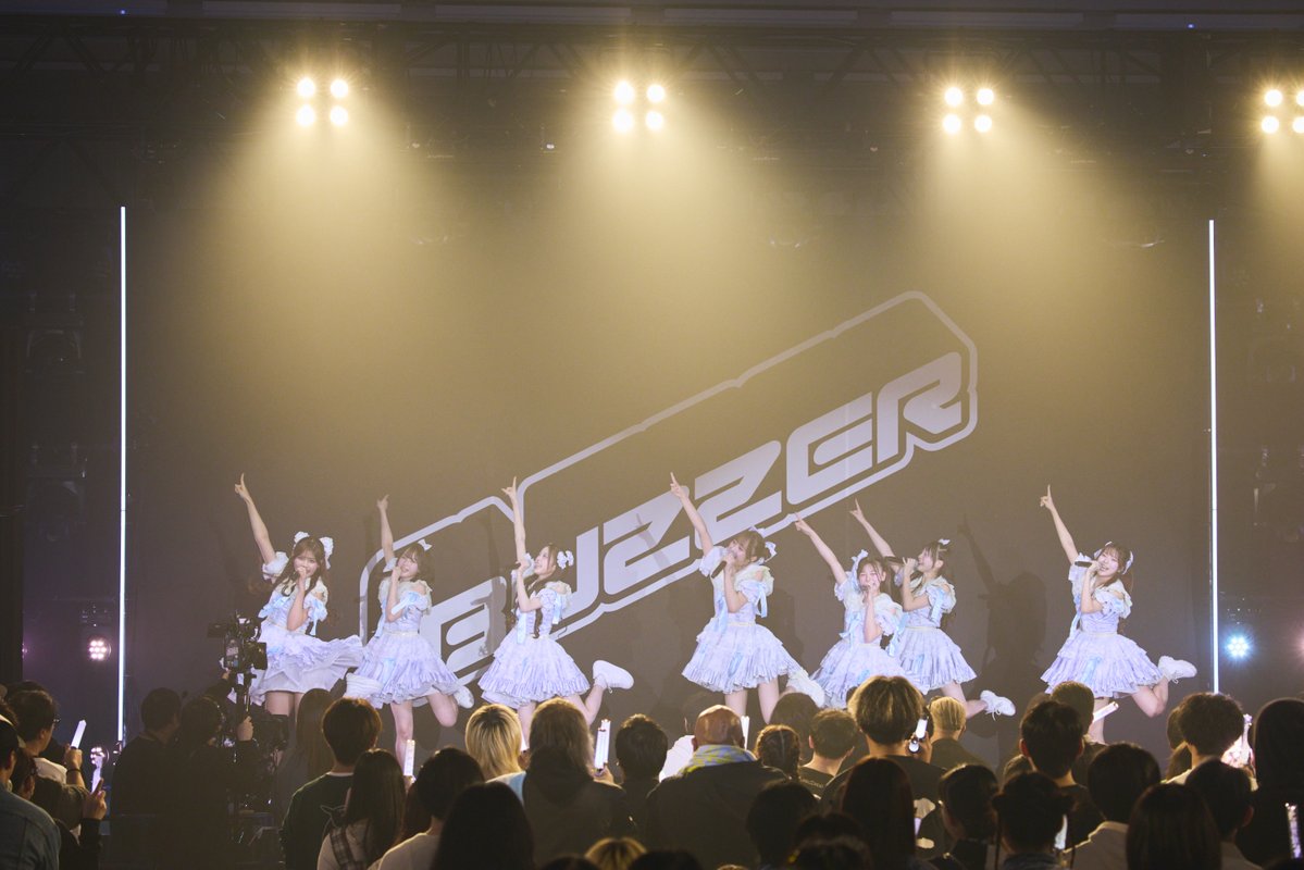 BUZZRHYTHM_NTV's tweet image. ▰▱▰▱▰▱▰▱▰▱
バズリズム LIVE 2025【DAY2】
LIVE PHOTO🎧
▰▱▰▱▰▱▰▱▰▱

〚BUZZER STAGE〛
KAWAII LAB. MATES
#KAWAIILABMATES #カワラボメイツ
@KAWAII__LAB

photo by 山下深礼(PROGRESS-M)