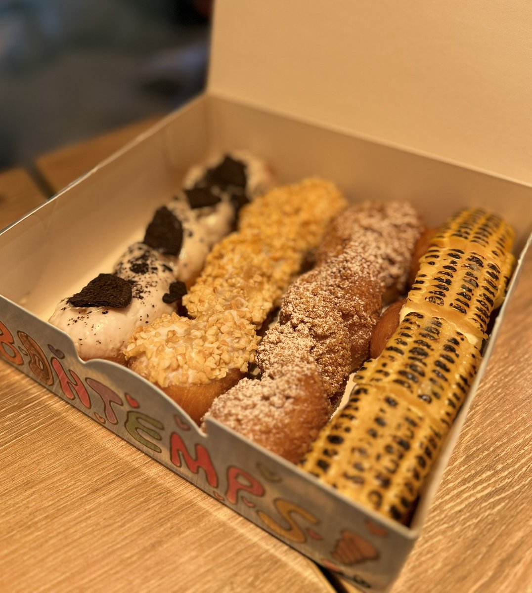 BTS 名札 バッチ テテ テヒョン V BTS 名札バッチテテテヒョンV