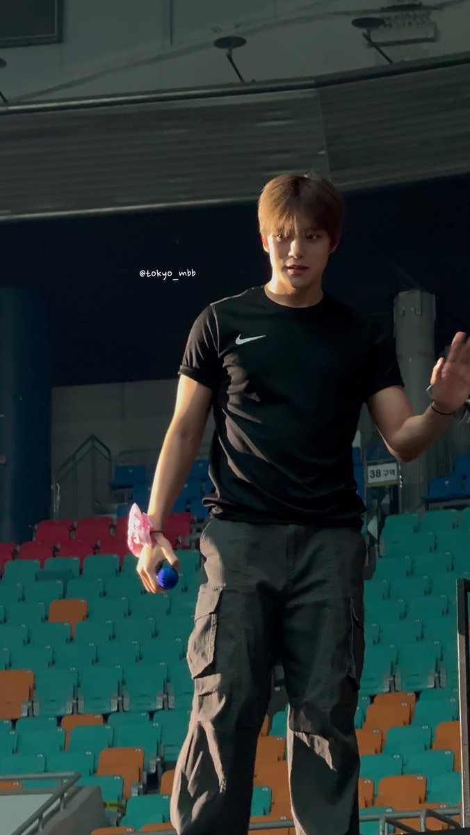 tokyo_mbb's tweet image. ミニョク誕生日おめでとう🎂
いつも君が言っているように、私も死ぬまで大好きだよ💙これからもよろしくね✨

#MONSTAX
#HBDtoMINHYUK
#민혁으로물든하루1103