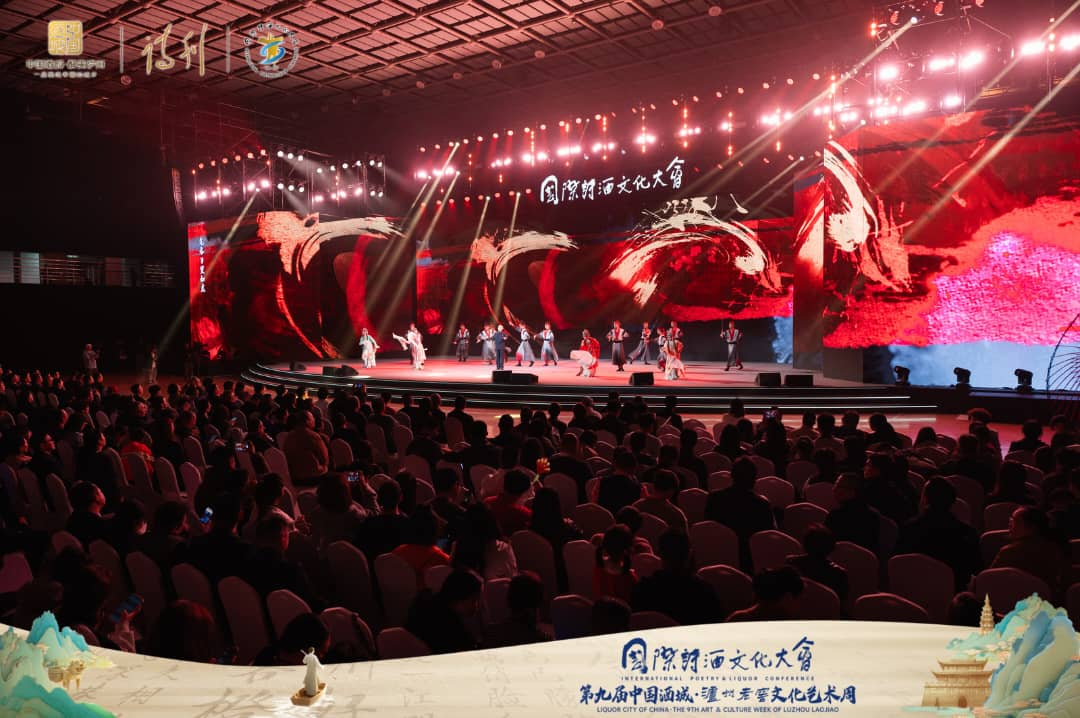 AlbertoBlancoS's tweet photo. 🇨🇺🎼🇨🇳| ¡#Orgullocubano! El maestro José María Vitier, Premio Nacional de Música 2021, suma un nuevo lauro: Premio Internacional 1573 al Mejor Compositor en China.

Merecido reconocimiento que resuena en el marco de las celebraciones por #CubaChina65.

#CubaEsCultura https://t.co/Rcdrh2xcB5