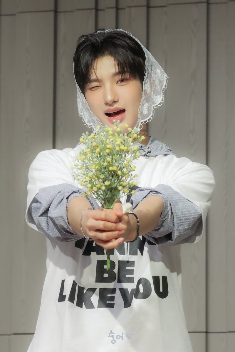 id2heejju's tweet image. 251101 #아이덴티티 #idntt #김희주 #kimheeju #희꼬 #hitu #희즁