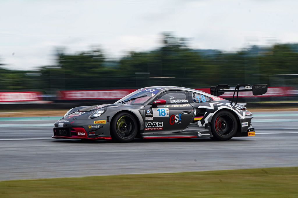 OfficialCONSPIT's tweet image. 🇹🇭🏆 CONSPIT x Laurin Heinrich | 2025 TSS SUPERCAR GT3 CHAMPION

 CONSPIT Ambassador Laurin made a stellar debut in TSS, with his precision and consistency driving him to the championship! 🏆 

#CONSPIT #ProDriversChoice #LaurinHeinrich #AASMotorsport