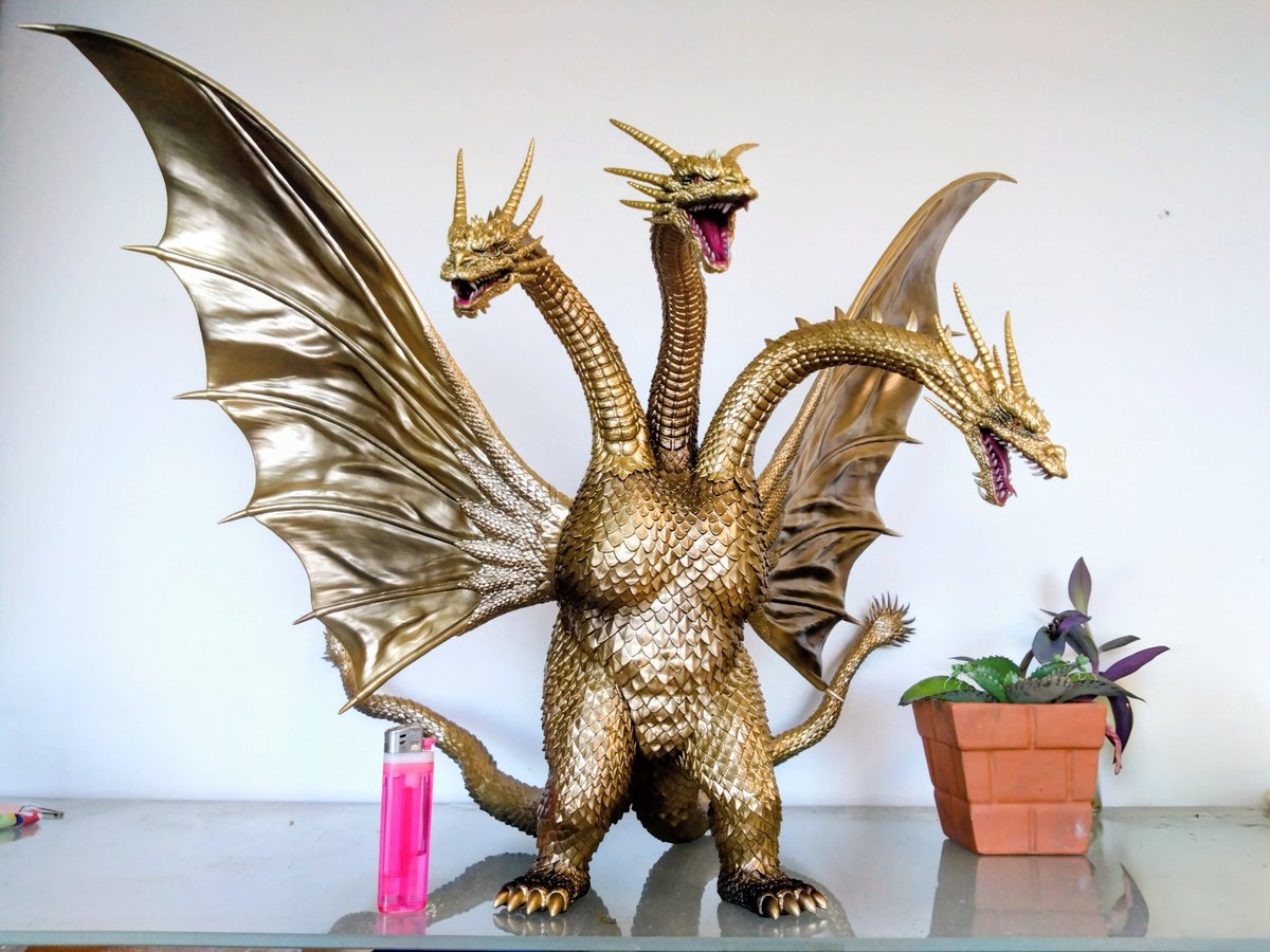 キングギドラ メタリックレッド キングギドラ メタリックレッド File