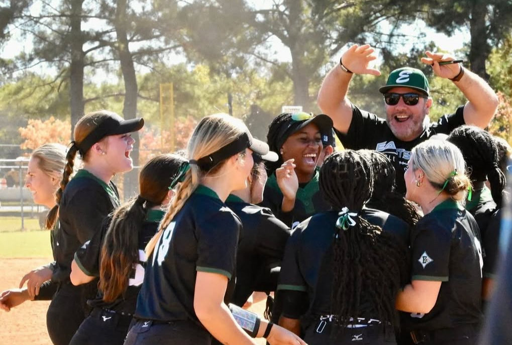 State champs! 💚💍 #eaglesup <a href="/softballeagles/">Eastside Softball🥎</a>
