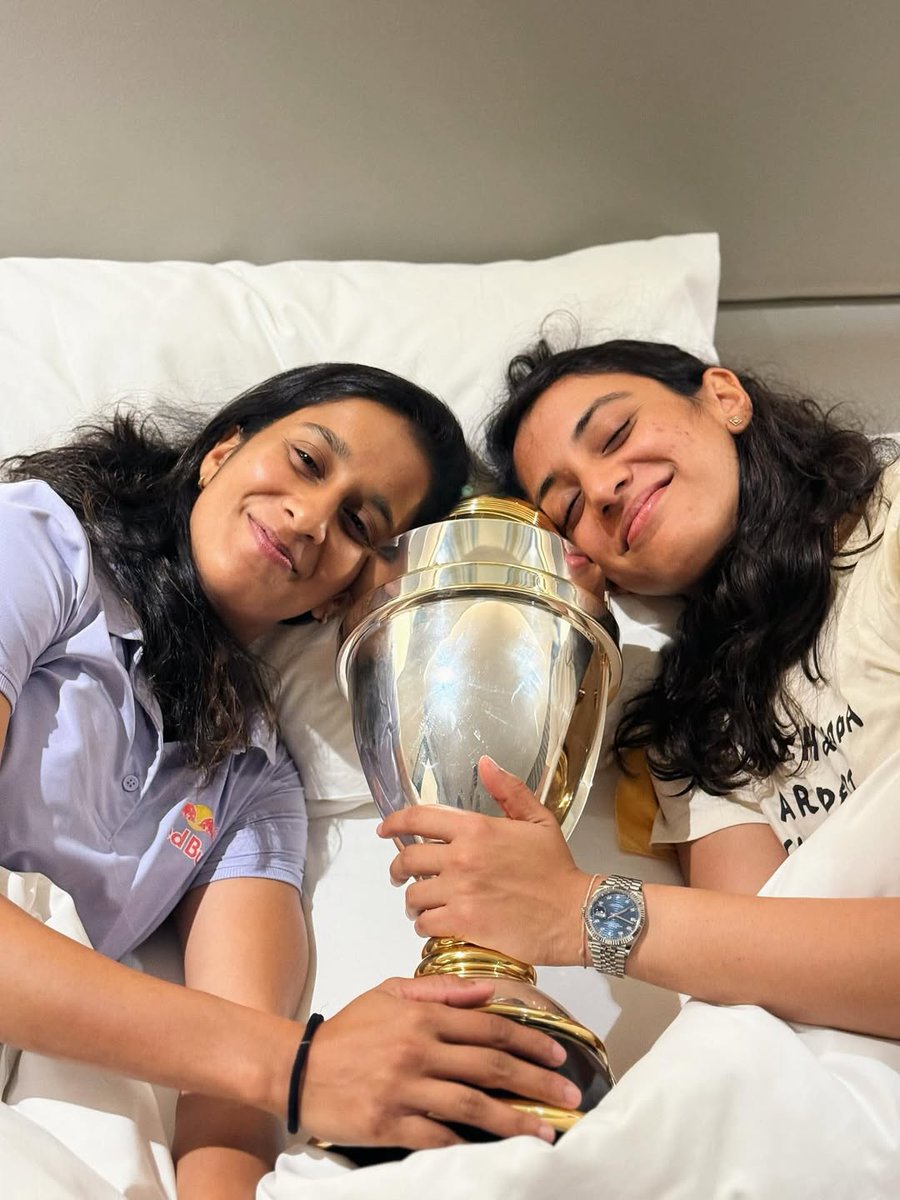 the_kwbs's tweet photo. जितना भी गिरा हूँ, उतना ही संभलना सीखा है,
ज़िन्दगी ने हर घाव दिया, पर जीतना सिखा दिया।
#congratulationteamindia
लाइक और रिपोस्ट ♥️ https://t.co/z8tibCxe75