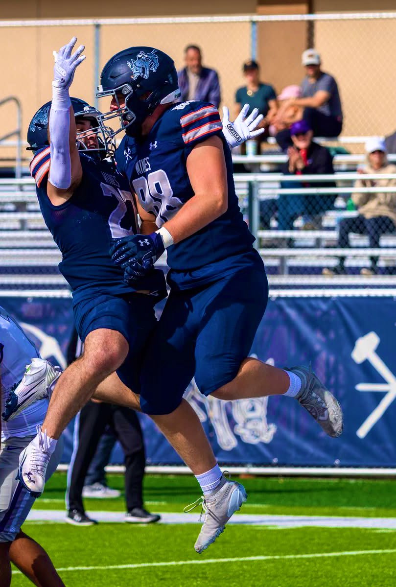 CoachYonBoone's tweet image. My boys ran hard this week!!!! Keep grinding.. #🎒 #HelluvaEngineer⚒️🏔️