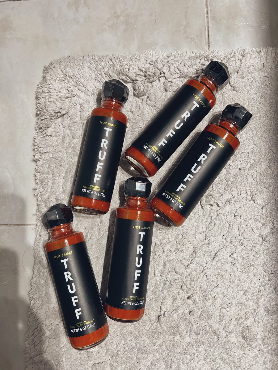 HC23y's tweet image. 🔥🔥🔥🔥🔥🔥🔥

#truffhotsauce