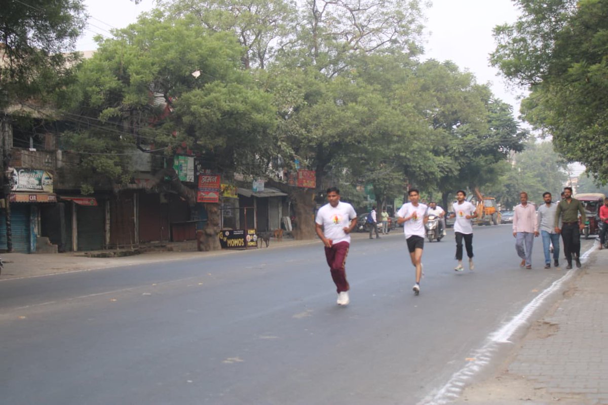 ProDefLko's tweet image. On 31 Oct 2025, RTS &amp;amp; D, Saharanpur proudly observed #RashtriyaEktaDiwas150 with Run For Unity on 150th birthday anniversary of Sardar Patel.

Run for unity isn’t just a race- it’s a rhythm of patriotism that binds hearts together.