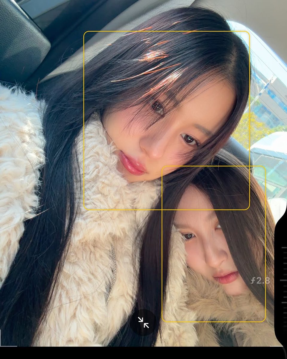 getmewheein's tweet image. viewciize taking turns in being clingy 🥺