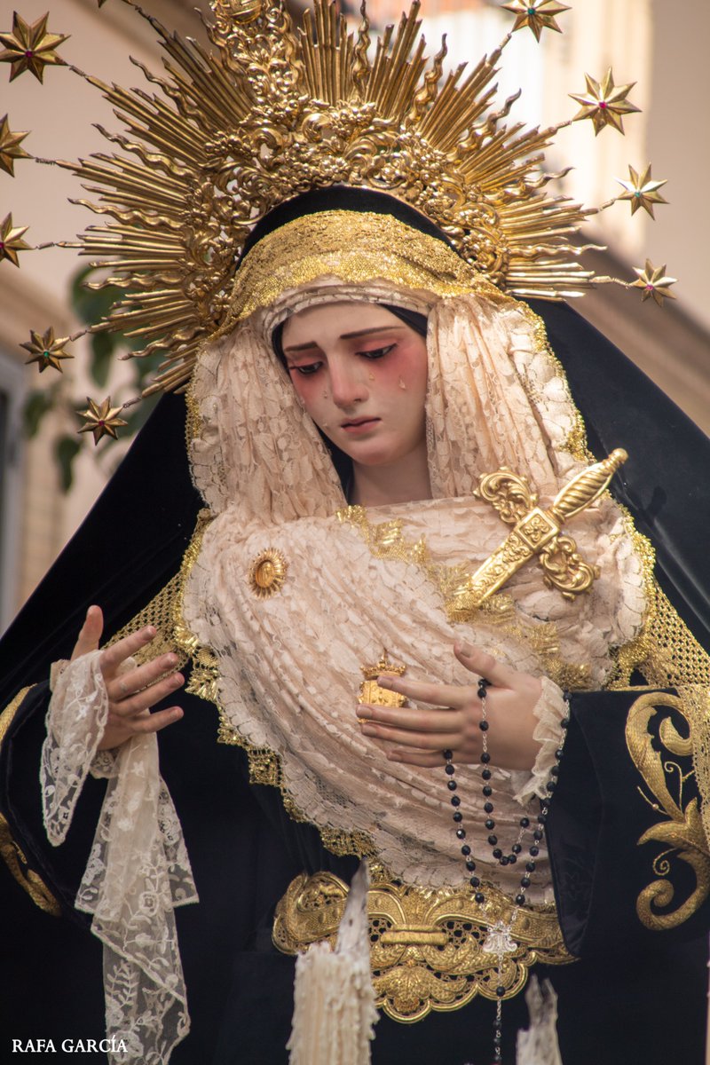 rafa_garcia_7's tweet image. La Virgen de los Dolores de Camas en su regreso del Cementerio.

@GranPoderCamas