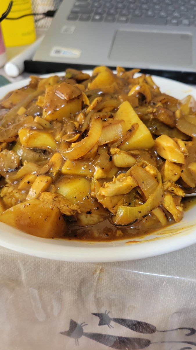 もやしめじページ もやしめじページ もやしめじ🐢 (@shime_mame) / X