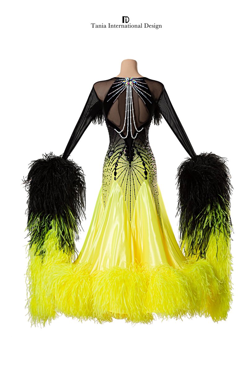 社交ダンス　Tania International Design 🖤💛 Black to Sassy Yellow 漆黒から情熱のイエローへ。 動くたび、光