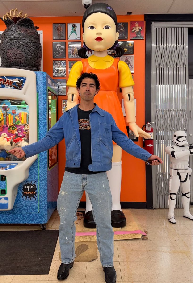 Joe Jonas via instagram stories!