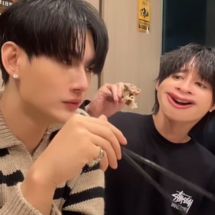 lem0nbunni3's tweet image. เมะเพี้ยน ๆ 
หน้าต๊อง ๆ
แฟนสวย ๆ