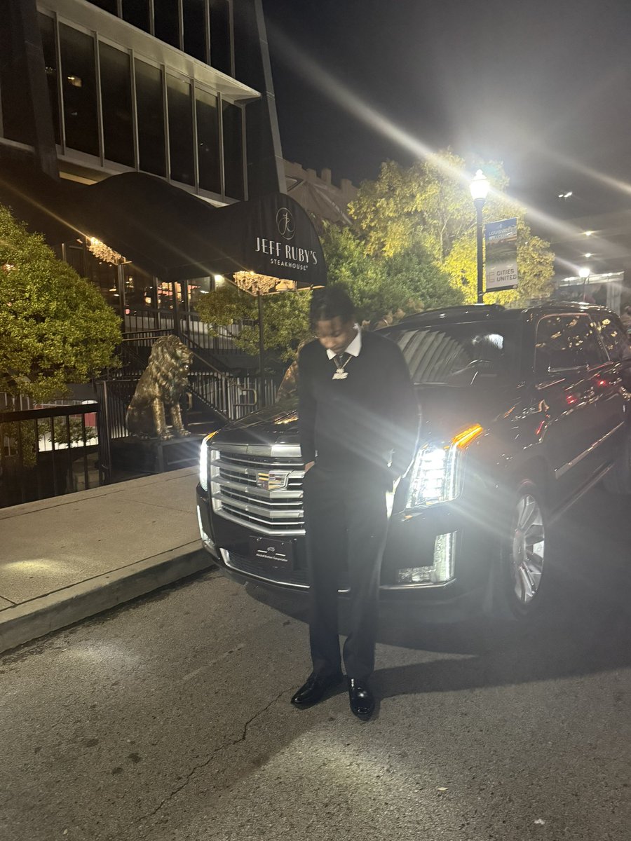nseskinny's tweet photo. Happy BossDay To Myself.. #24 #NSE #Nov2nd 🏆🌟 https://t.co/3up38LUnrp