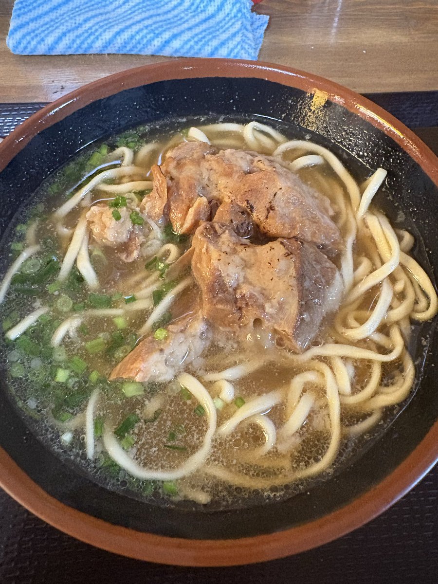 04pusan02's tweet photo. ここのそばがいちばんうめ https://t.co/yYJ6tKeW5E