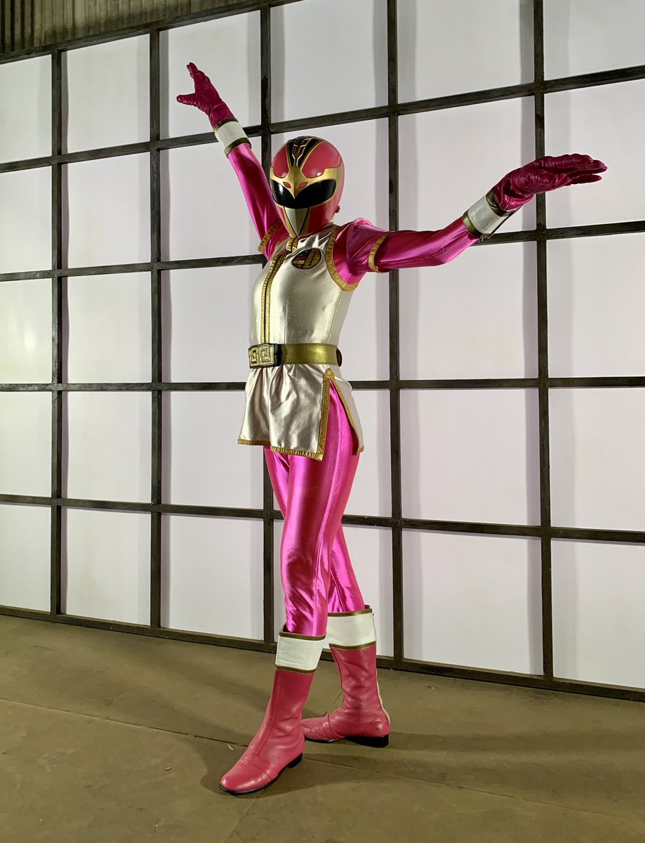 リョウの横に 並んで一緒に 名乗りしたい
　　　　　＜天風星・リン 心の俳句🐦‍🔥＞