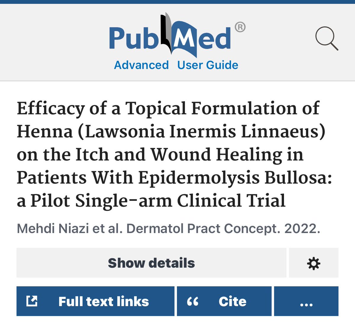 الحنّاء نعرفها من زمان، ومن معتقداتنا إنها كانت ولازالت تُستخدم للزينة عند الأولين،
بس اليوم صارت تُستخدم فعليًا في كثير من المستحضرات الصيدلانية.

في دراسة حديثة منشورة على موقع PubMed،
جربوا مرهم فيه مستخلص الحنّاء بنسبة 1٪ على مرضى عندهم تقرحات جلدية مزمنة
(Epidermolysis