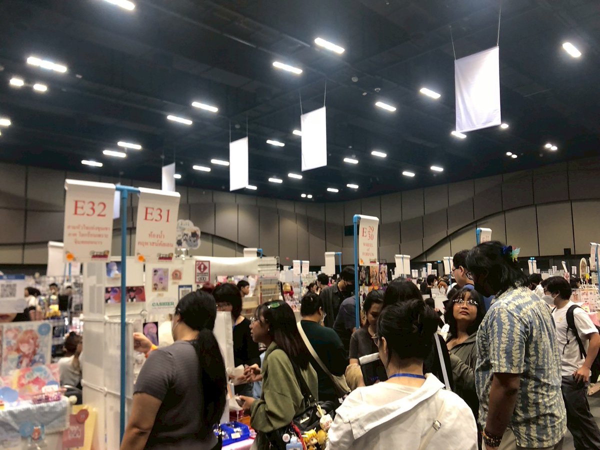 AMLA ได้รับเชิญไปเป็น Speaker เรื่อง "ลิขสิทธิ์และการต่อยอด' ค้นพบเส้นทางไปกับ Amalin Literary Agency" ในงาน Comic Avenue เมื่อวันที่ 2 พ.ย.25 
รู้สึกยินดีมากที่ได้ไปแชร์ประสบการณ์และเส้นทางการเติบโตของงานไทยจากนักสร้างสรรค์และ Creator ไทยไปต่างประเทศ 
#ComicAvenue10