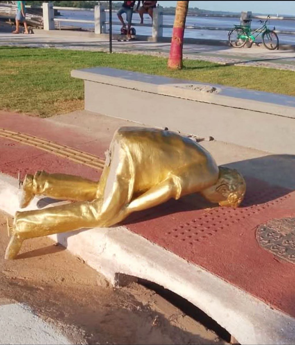 Já é segunda feira