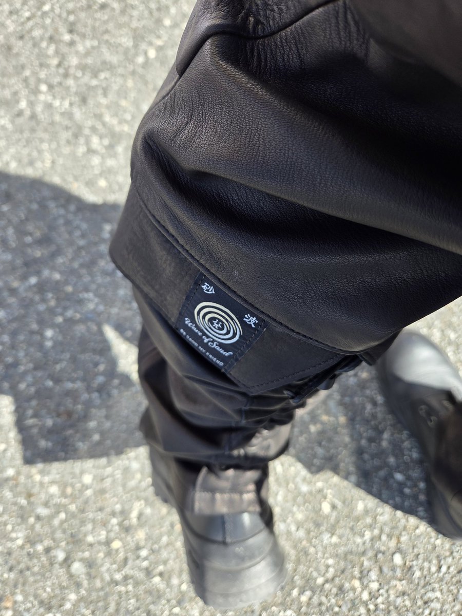 Pop_SP401's tweet image. バイクイベントで服を買って帰る