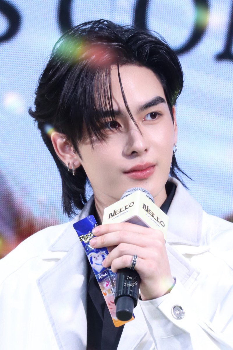 Iammuggle142's tweet image. แมวทุกตัวชอบ Nekko จริงๆด้วยค่ะ เราเอาแมวต้ายืนยัน 

PERTHSANTA CMI PETMARTFAIR

#NekkoxPerthSantainChiangMai
#PerthTanapon #Santapp  
#เพิร์ธแซนต้า #PerthSanta