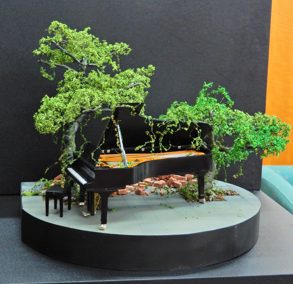 L11Fearless's tweet image. モデフェスで撮った気になった作品⑥
ここから2日目に撮った写真になります
#モデフェス2025