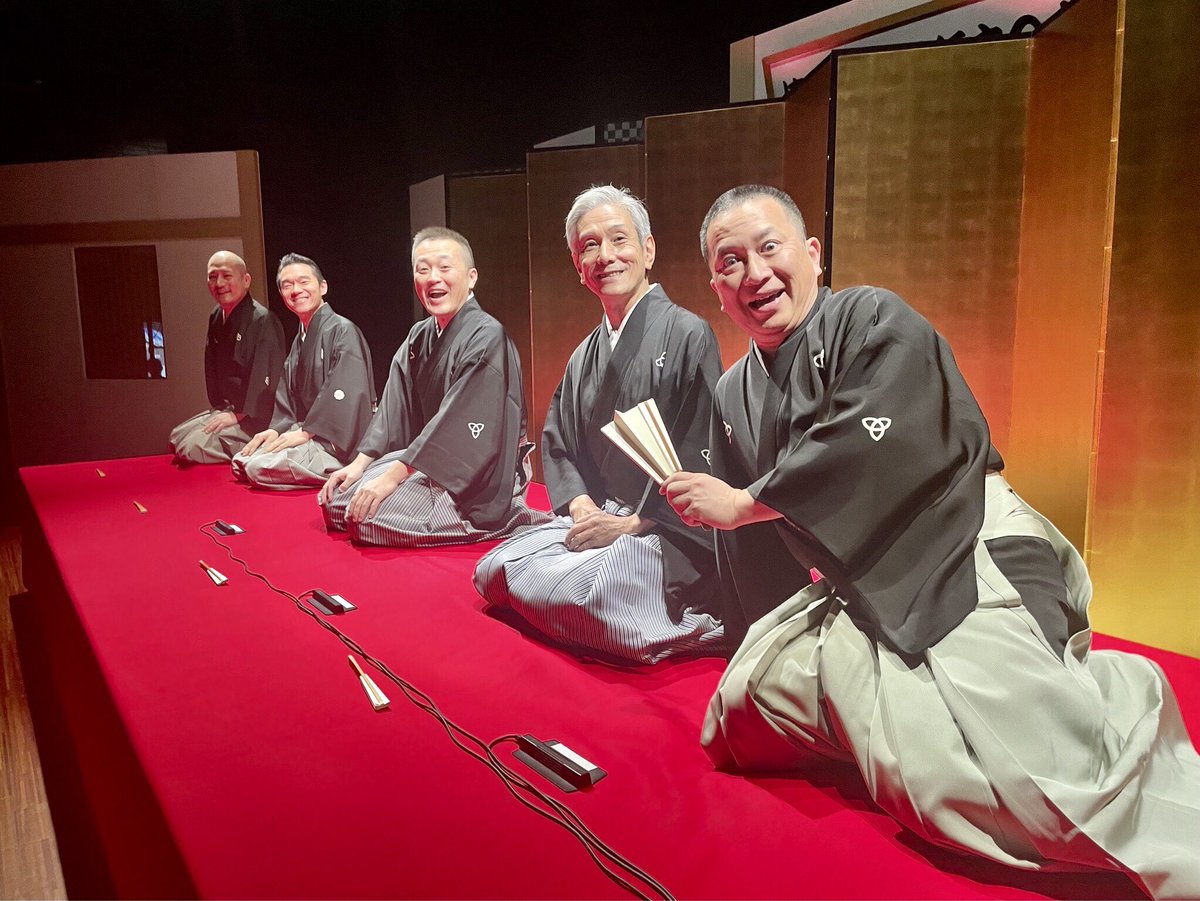 JR九州ホールでの「そうば改メ 二代目桂惣兵衛襲名披露公演」が華やか