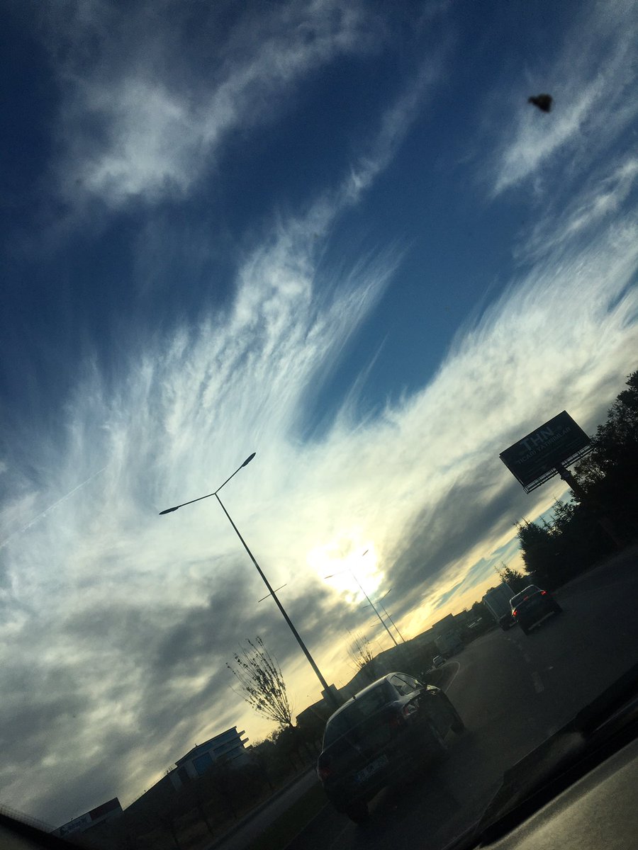 Günaydın güzel insanlar 🙋🏻‍♂️ harika bir pazartesi olsun hepimiz için. I kiss you