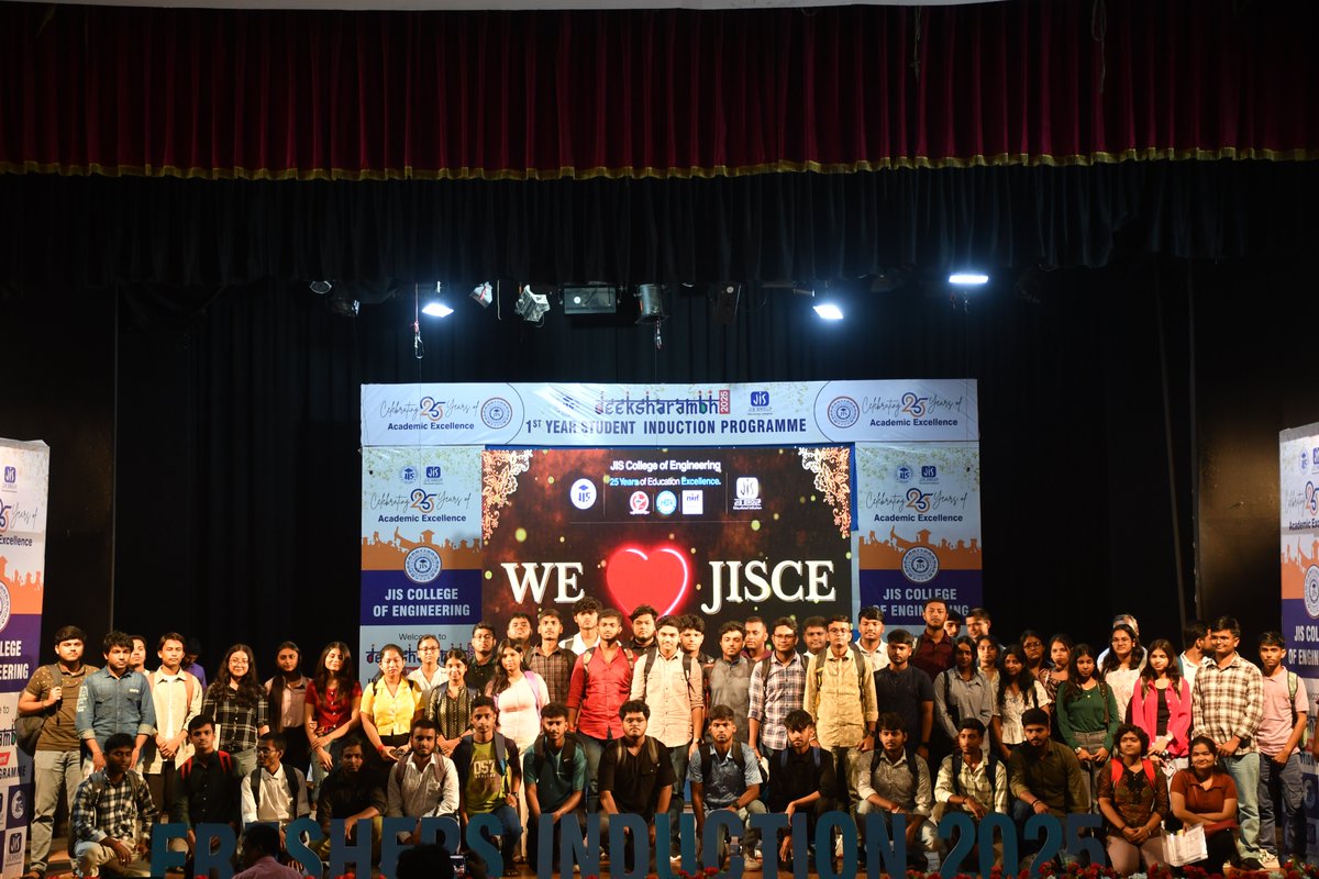 JisCollege's tweet image. Moments from the Freshers’ Welcome Ceremony that will always stay close to our hearts! 📷
JIS College of Engineering | JIS GROUP
A day filled with laughter, performances, and unforgettable memories — truly a celebration of new beginnings! 📷📷
#FreshersWelcome #CollegeLife