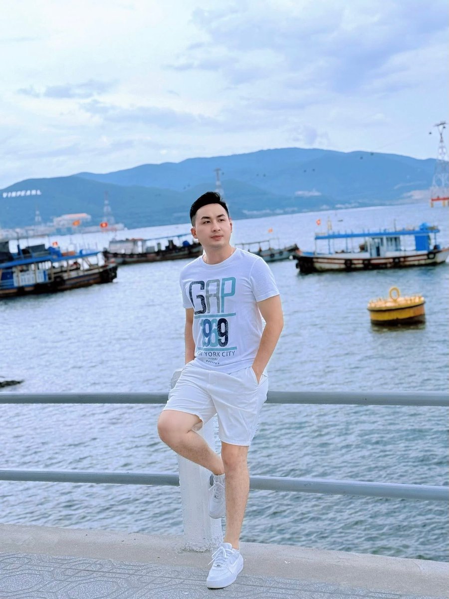 Xin review e này nha ae