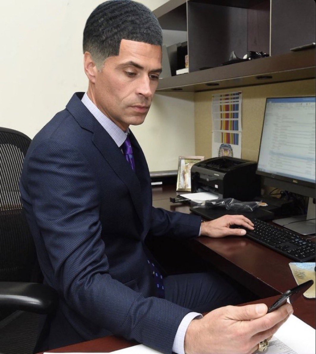 LakeShowYo's tweet image. Rob Pelinka really traded for Luka and let DFS walk for Jake LaRavia 🐐