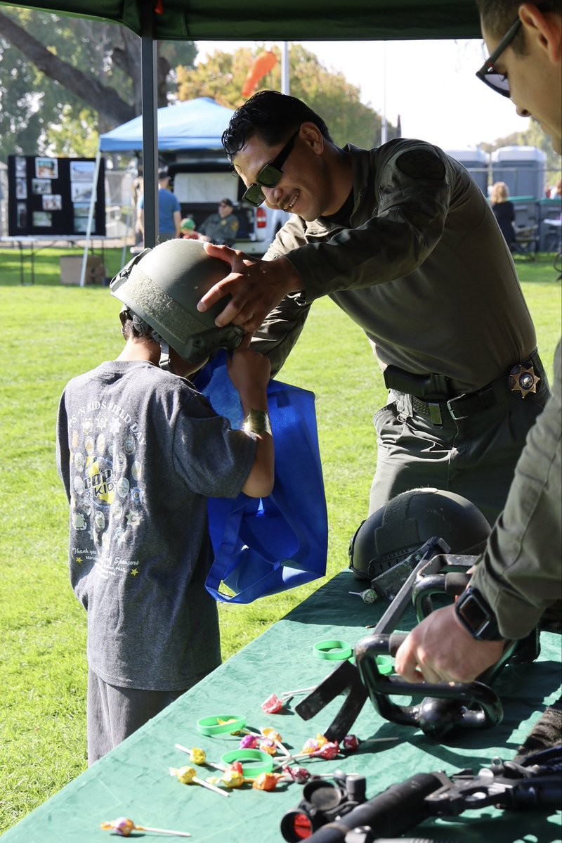SLOSheriff's tweet image. We had a great time at Cops ‘N Kids Field Day today! 🚓👮 Thanks to California Central Coast Cops &apos;N Kids for putting on such a fantastic community event. It was great getting to connect with everyone who stopped by each of our booths!

#CopsAndKids #Community #SLOSheriff
