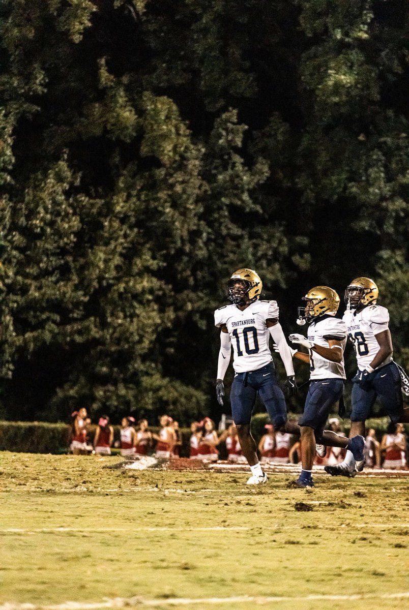 Regular SZN Highlights
6 Interceptions
4 PBUs
22 Solo Tackles
46 Total Tackles
2 TFLs
2 Forced Incompletions 
hudl.com/v/2T85Rs
<a href="/nateharris79/">Coach Nate Harris</a> <a href="/DaRow_WRU/">Spartan High WR’s</a> <a href="/Spartanburg_FB/">SpartanburgVikingsFootball</a> <a href="/REFINEDFB/">Coach Mark Hodge</a> <a href="/CoachBobbyJames/">Bobby James</a>