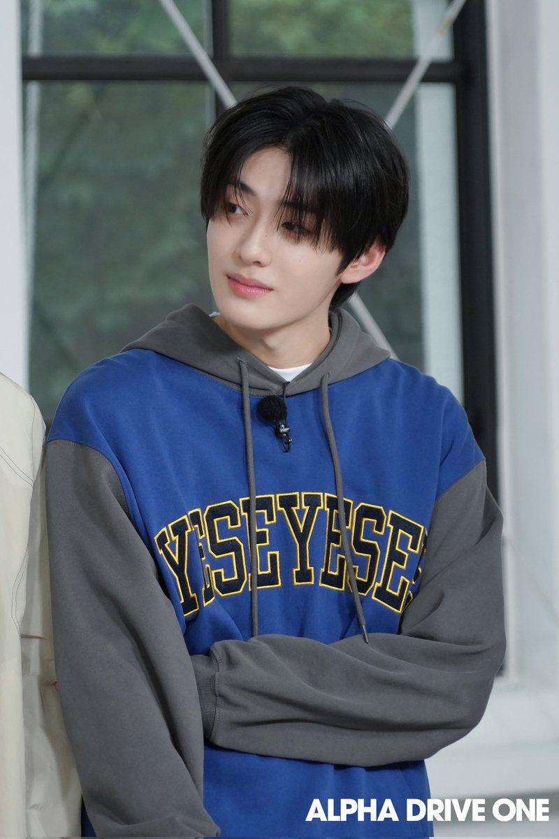 _swhyn58's tweet image. 원드림포에버 자컨 비하인드 포토 ˖ ⊹ #정상현